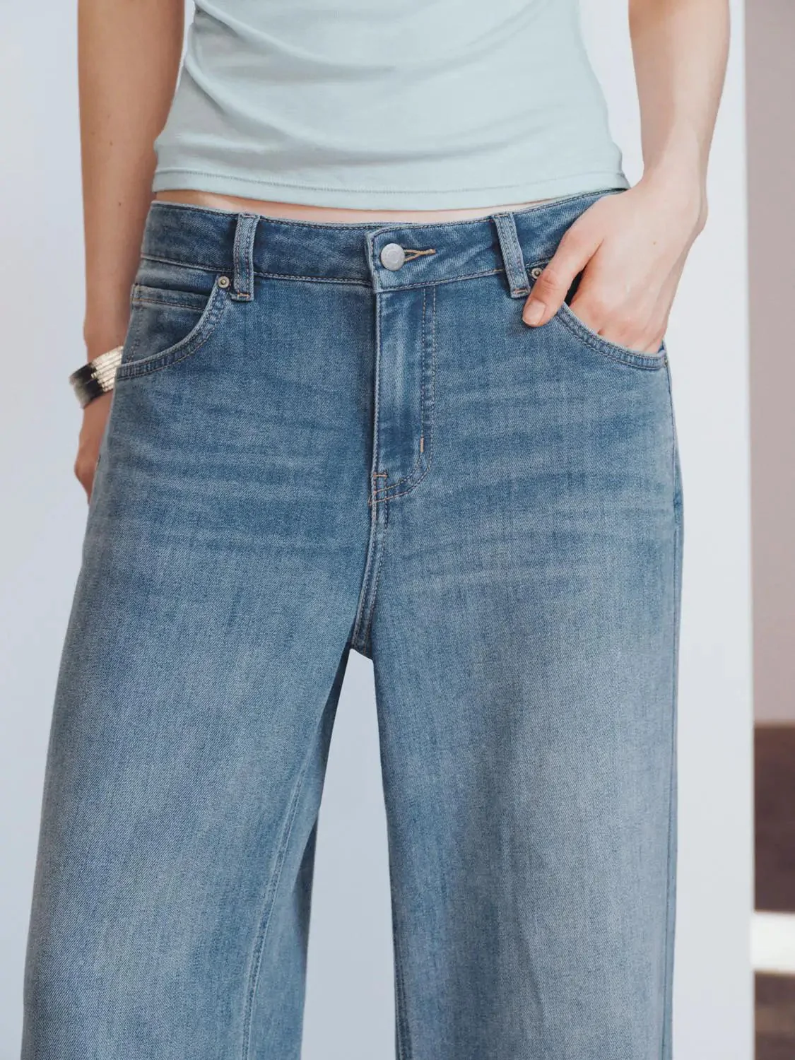 5394-wide-leg-denim-for-comfort-fit-and-everyday-style-jeans-6.webp Wide Leg Denim For Comfort Fit And Everyday Style Jeans