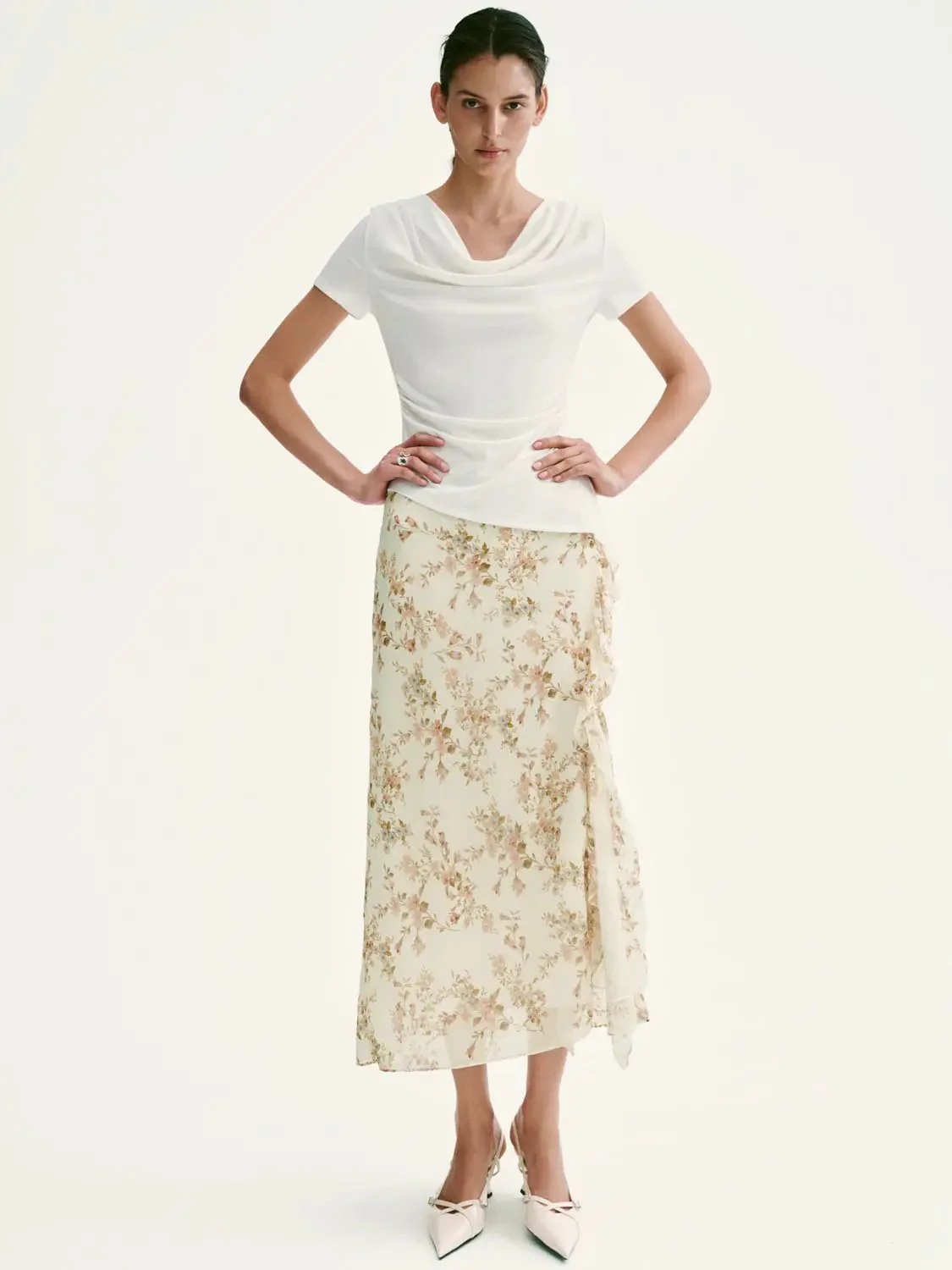 541-lyocell-draped-cowl-neck-t-shirt-13.webp Lyocell Draped Cowl Neck T Shirt