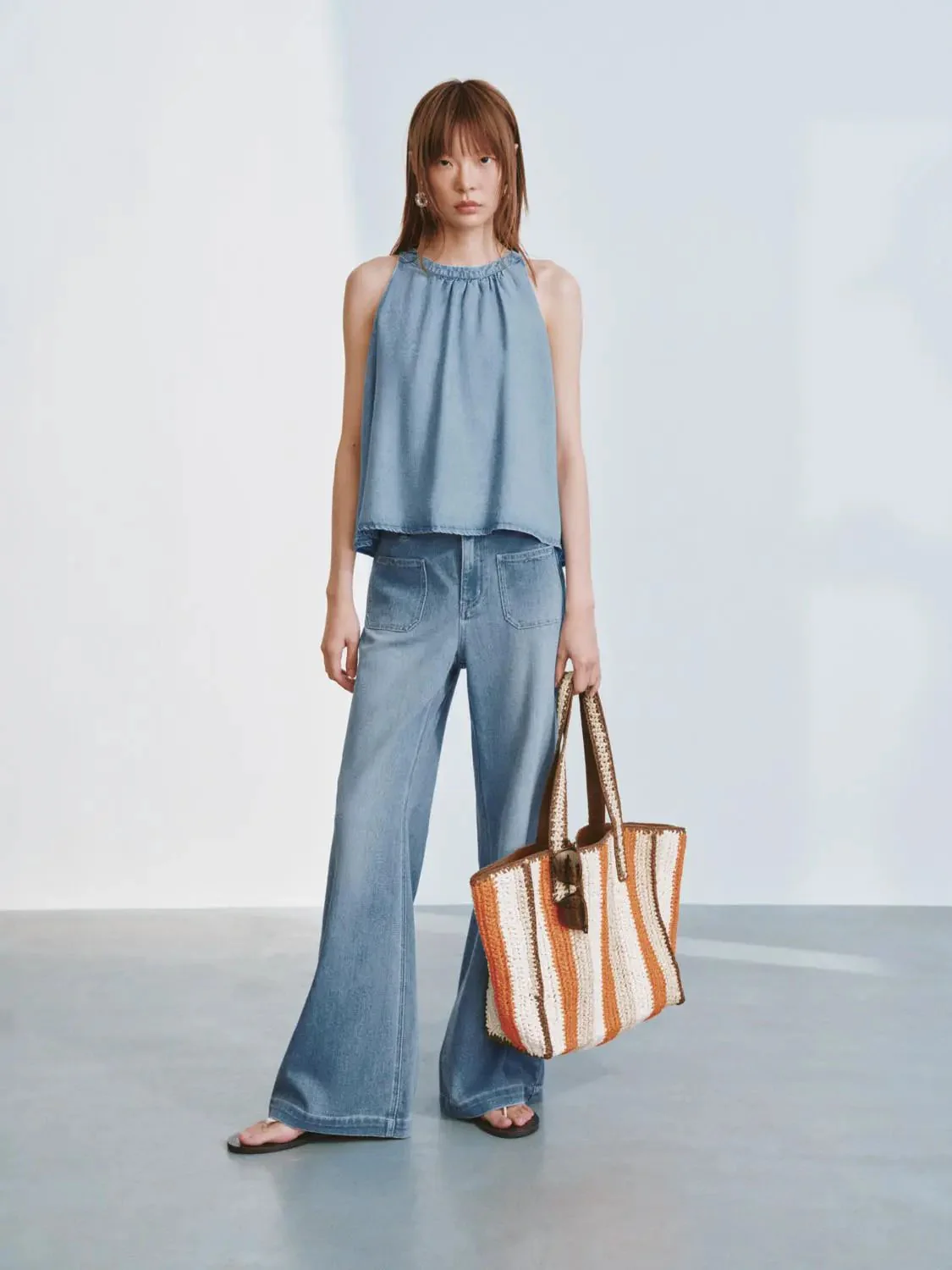 5415-patch-pocket-jeans-with-stitch-detail-and-flare-leg-7.webp Patch Pocket Jeans With Stitch Detail And Flare Leg