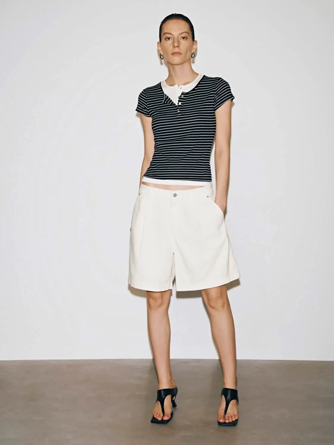 5491-stitch-detail-denim-shorts-5.webp Stitch Detail Denim Shorts