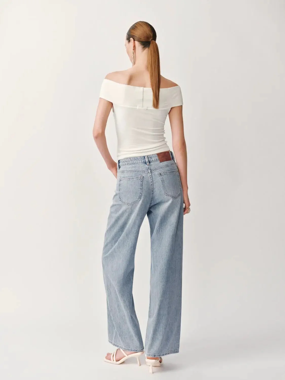 5557-elegant-lyocell-wool-twisted-front-knit-top-6.webp Elegant Lyocell Wool Twisted Front Knit Top