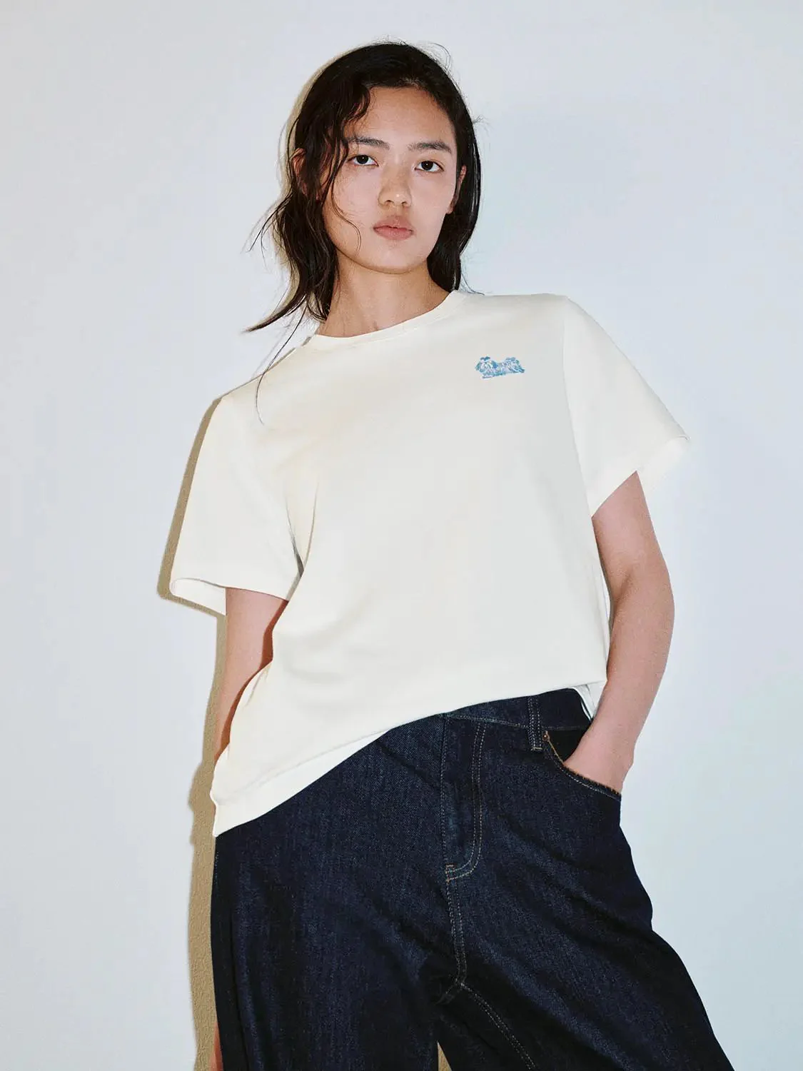 5631-cotton-everyday-essential-slight-stretch-t-shirts-1.webp Cotton Everyday Essential Slight Stretch T-Shirts