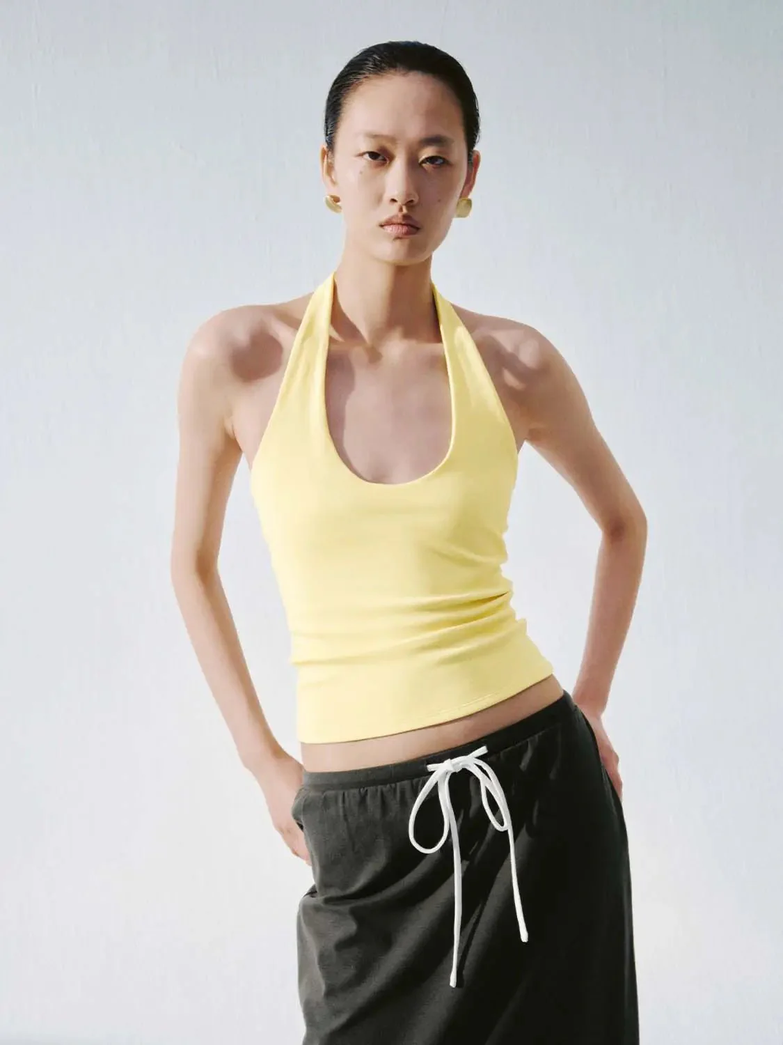 565-soft-cotton-blend-halter-neck-lightweight-tank-top-45.webp Soft Cotton Blend Halter Neck Lightweight Tank Top