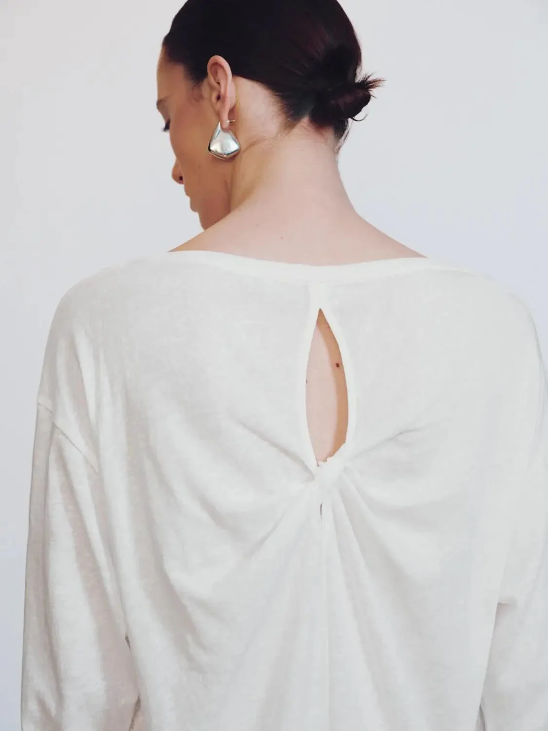 5672-thin-stretch-cotton-polyester-blend-soft-lightweight-t-shirts-3.webp Thin Stretch Cotton Polyester Blend Soft Lightweight T-Shirts