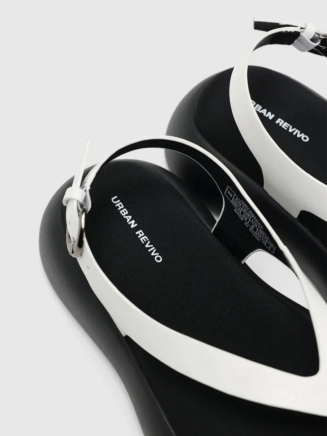 5710-platform-with-cushioned-textile-insole-sandals-6.webp Platform With Cushioned Textile Insole Sandals