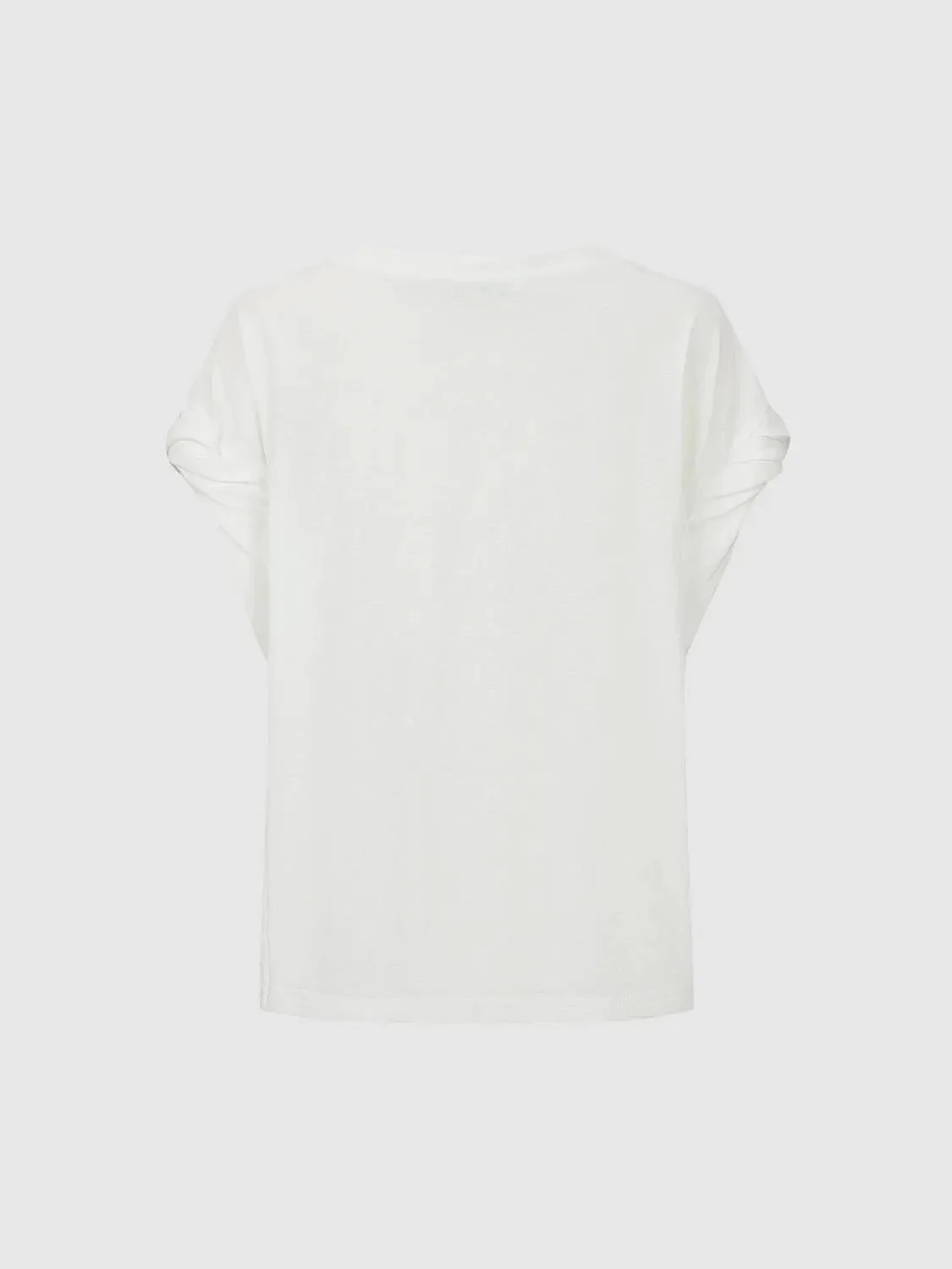 5735-soft-cotton-blend-relaxed-boxy-t-shirts-2.webp Soft Cotton-Blend Relaxed Boxy T-Shirts