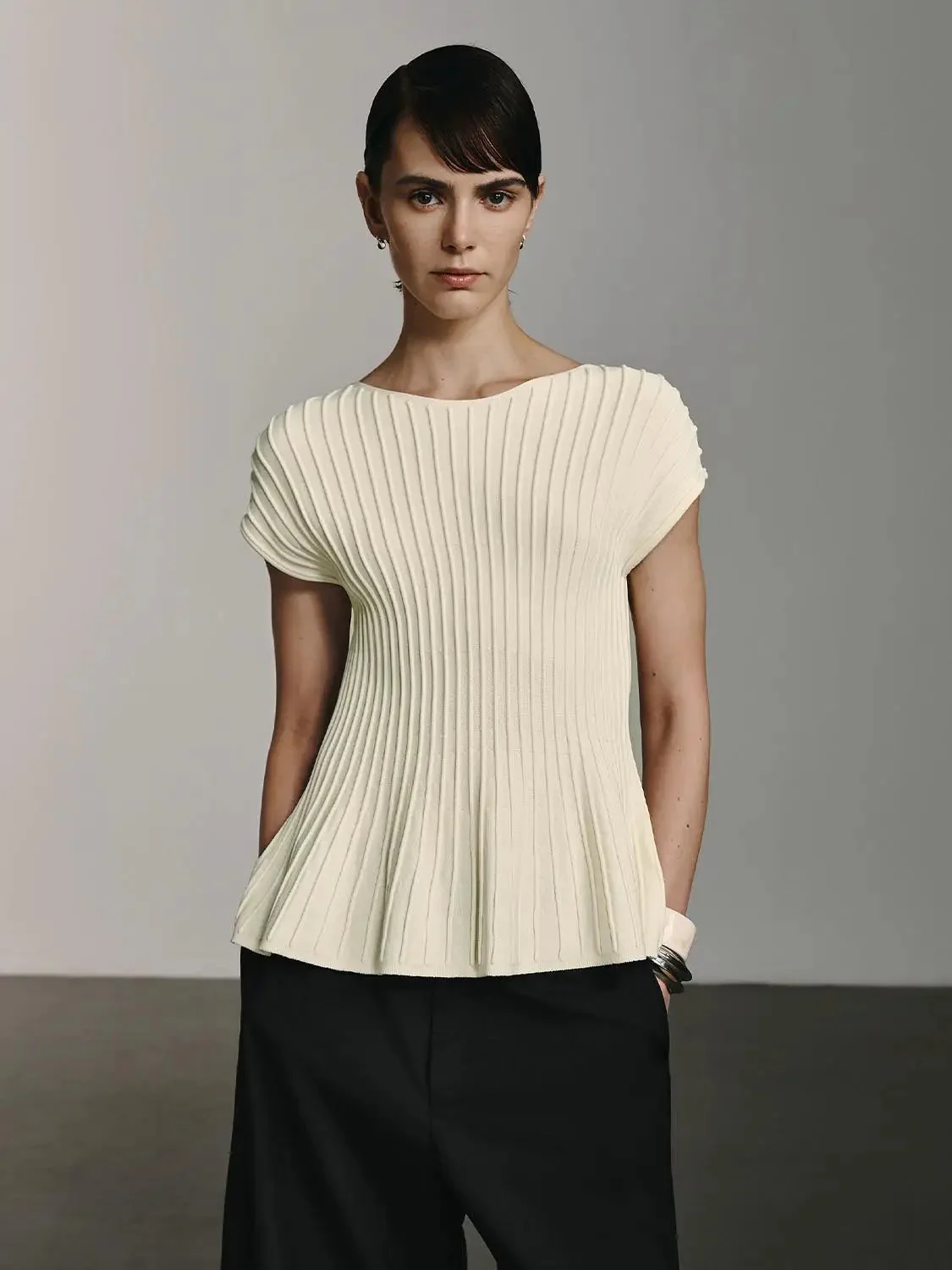 Viscose Blend Rib Knit With Sculpted Vertical Ribs T-Shirts