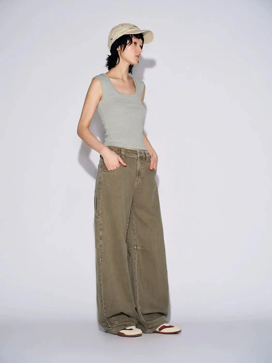 5869-scoop-neck-skinny-fit-tank-tops-22.webp Scoop Neck Skinny-Fit Tank Tops