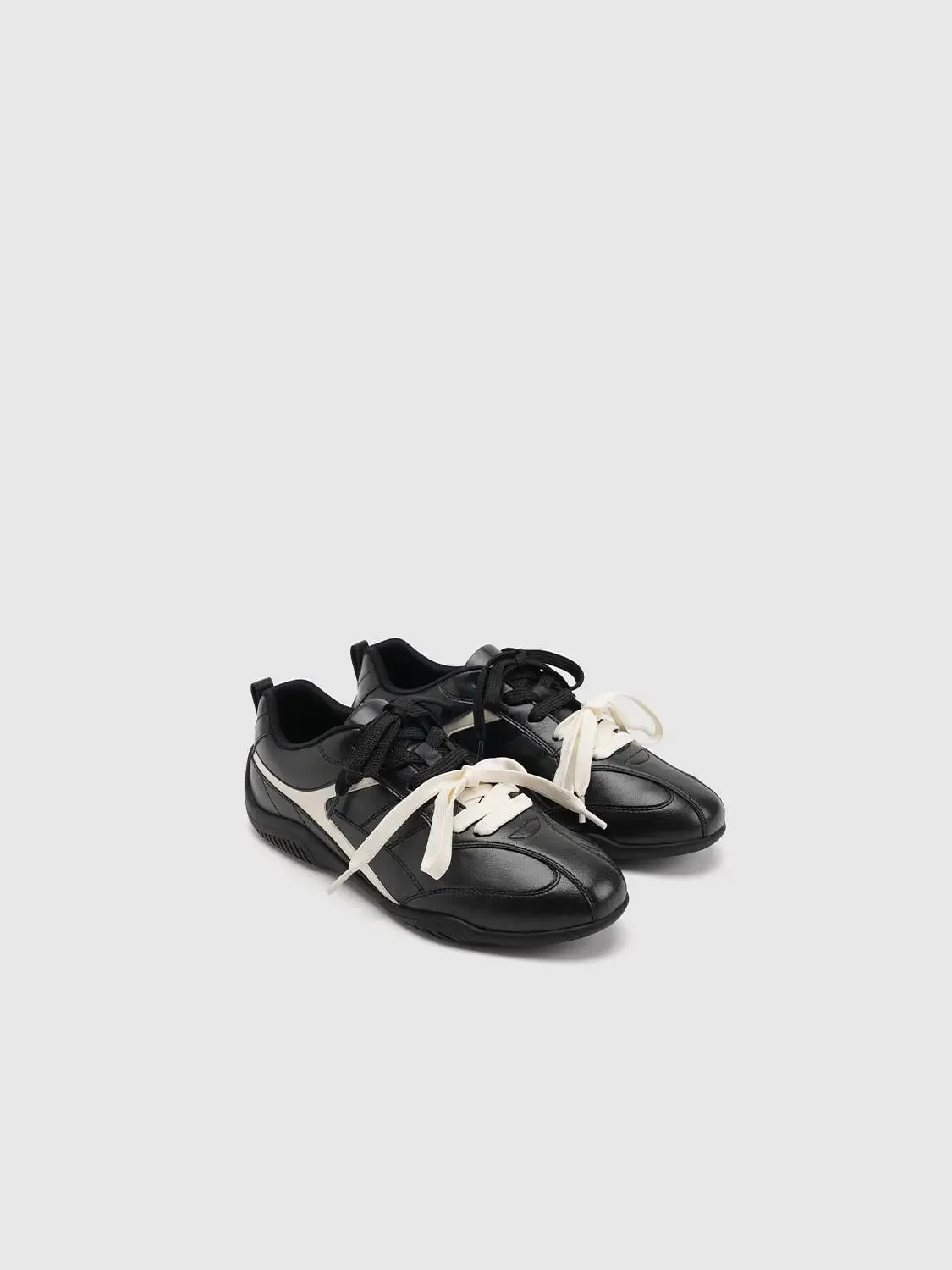 5885-lace-up-contrast-sneakers-1.webp Lace Up Contrast Sneakers