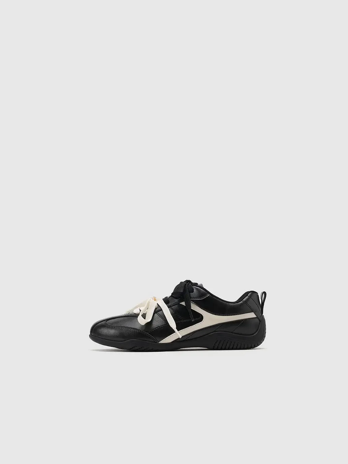5885-lace-up-contrast-sneakers-2.webp Lace Up Contrast Sneakers
