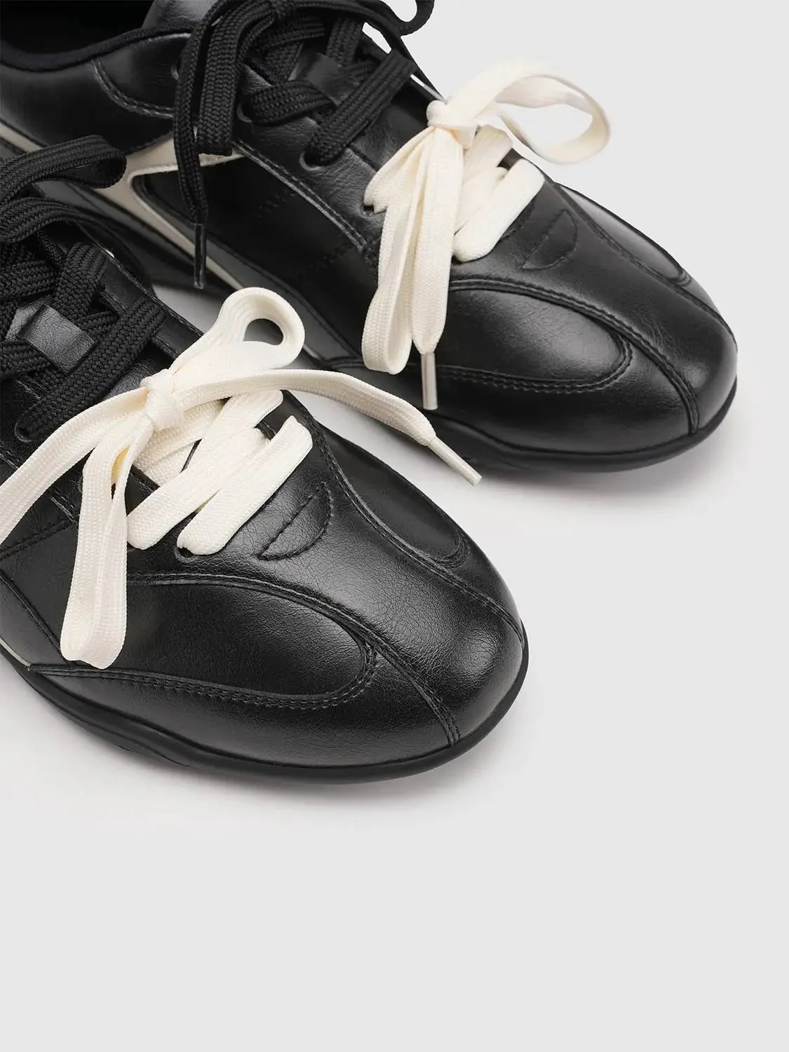 5885-lace-up-contrast-sneakers-6.webp Lace Up Contrast Sneakers