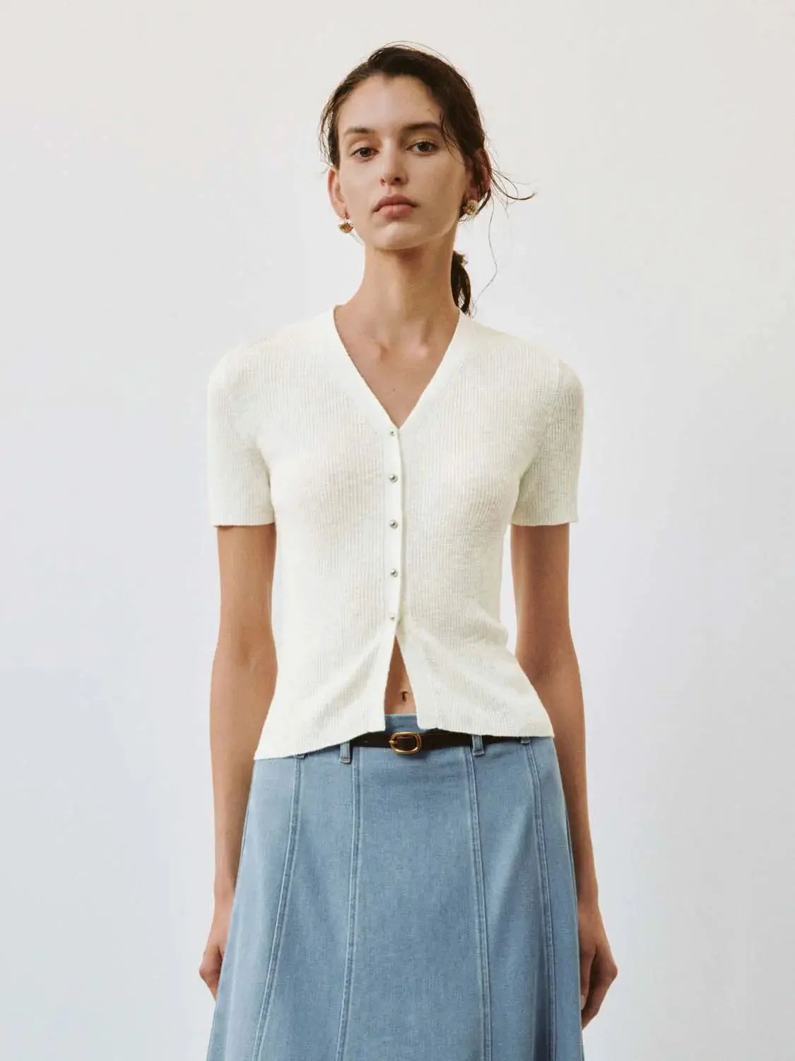 597-cotton-viscose-knit-v-neck-cardigan-13.webp Cotton Viscose Knit V Neck Cardigan