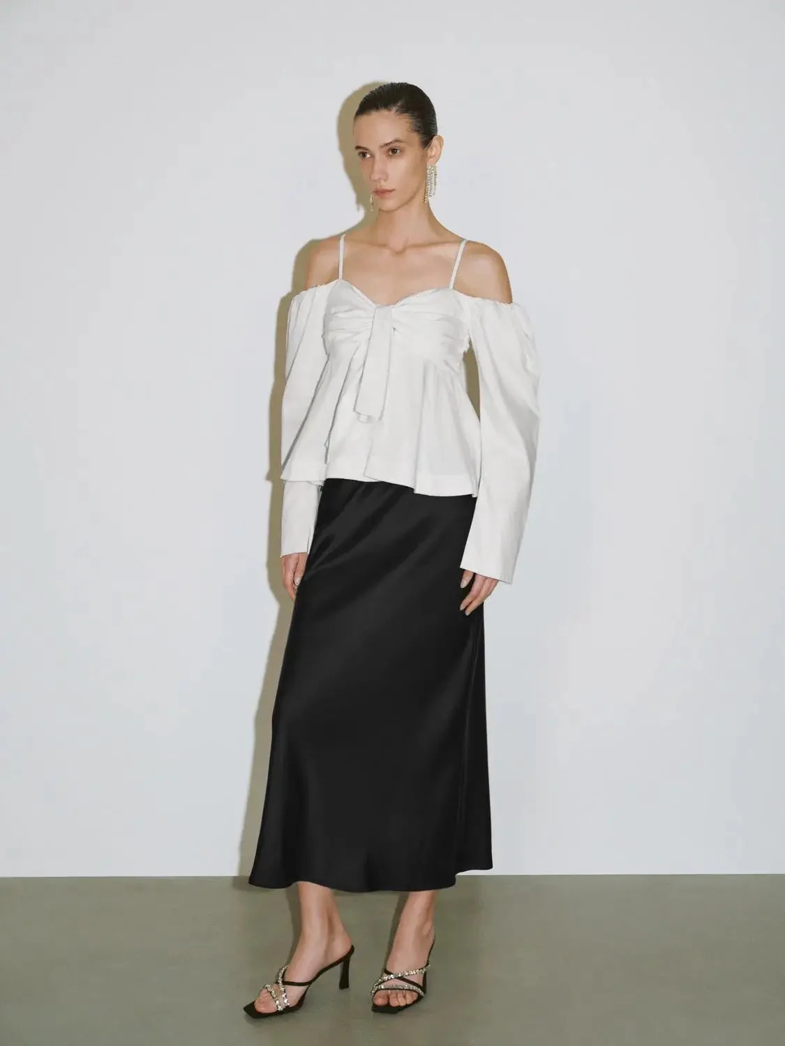 5987-off-shoulder-overhead-blouses-5.webp Off Shoulder Overhead Blouses