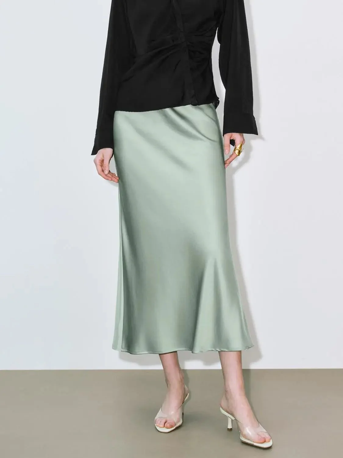5993-elegant-olive-stretch-fabric-fishtail-slip-skirts-17.webp Elegant Olive Stretch Fabric Fishtail Slip Skirts
