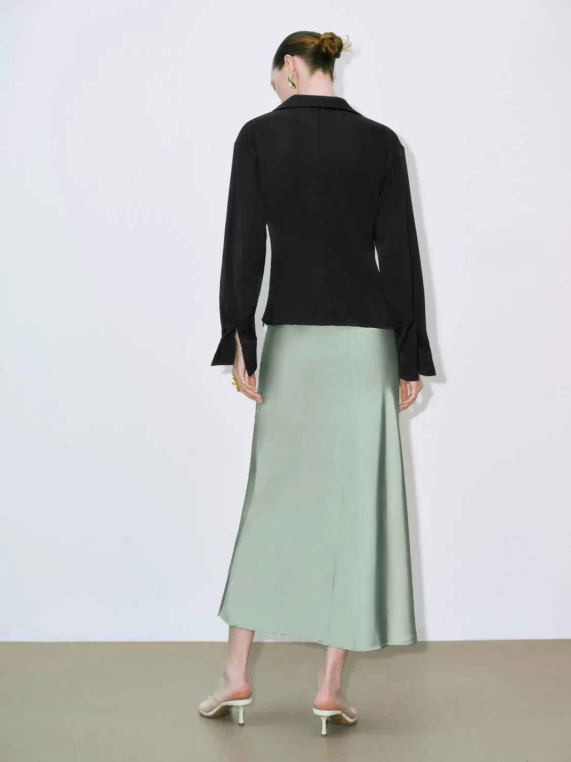5993-elegant-olive-stretch-fabric-fishtail-slip-skirts-20.webp Elegant Olive Stretch Fabric Fishtail Slip Skirts