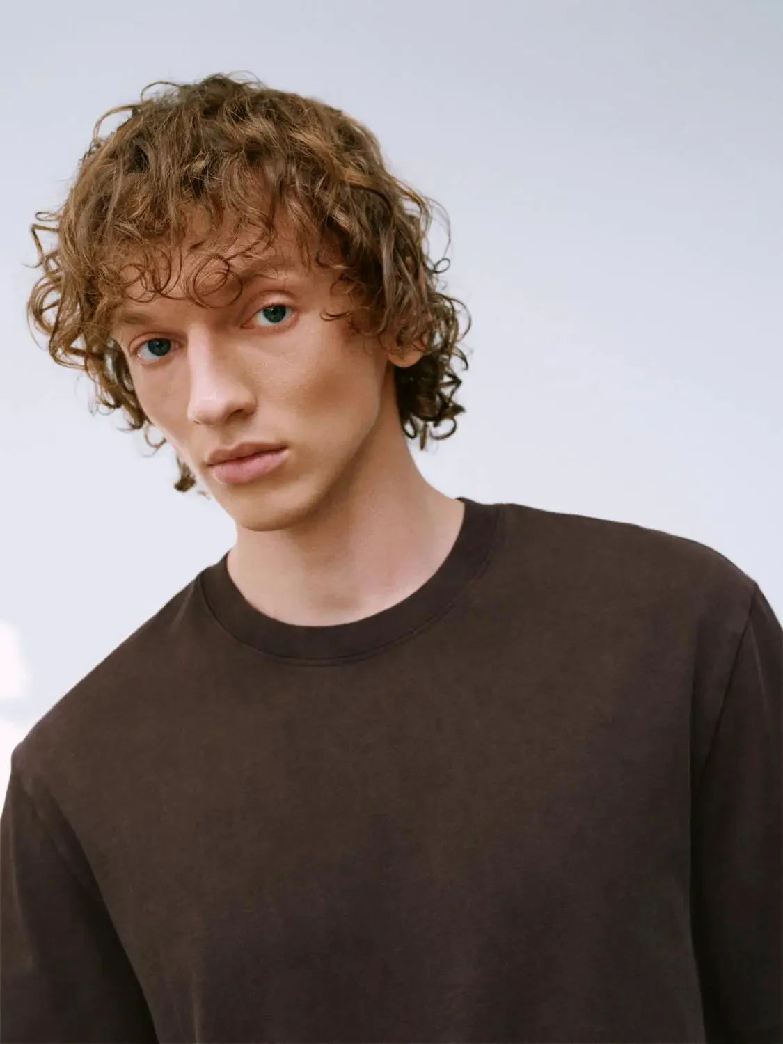 6053-dark-washed-cotton-crew-neck-casual-t-shirts-11.webp Dark Washed Cotton Crew Neck Casual T Shirts