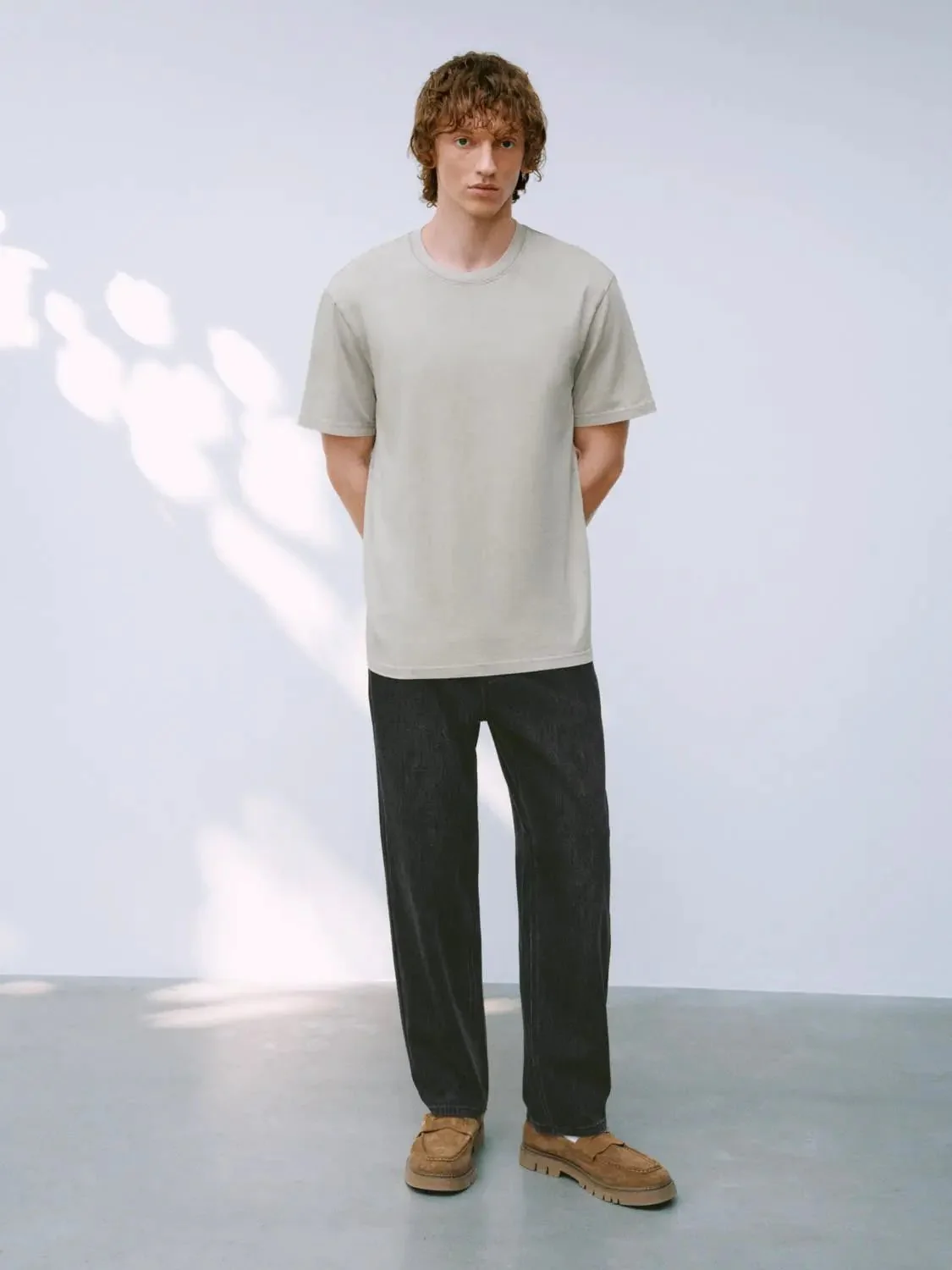 6053-dark-washed-cotton-crew-neck-casual-t-shirts-20.webp Dark Washed Cotton Crew Neck Casual T Shirts