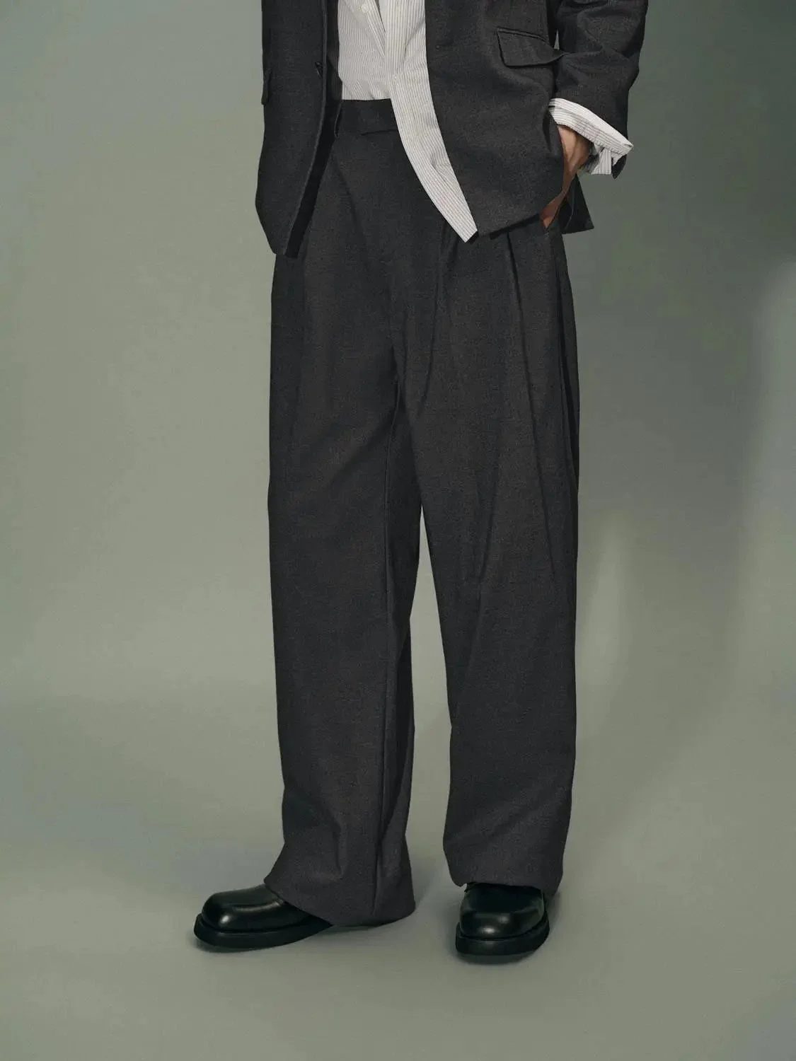 6086-pleated-straight-leg-pants-3.webp Pleated Straight Leg Pants