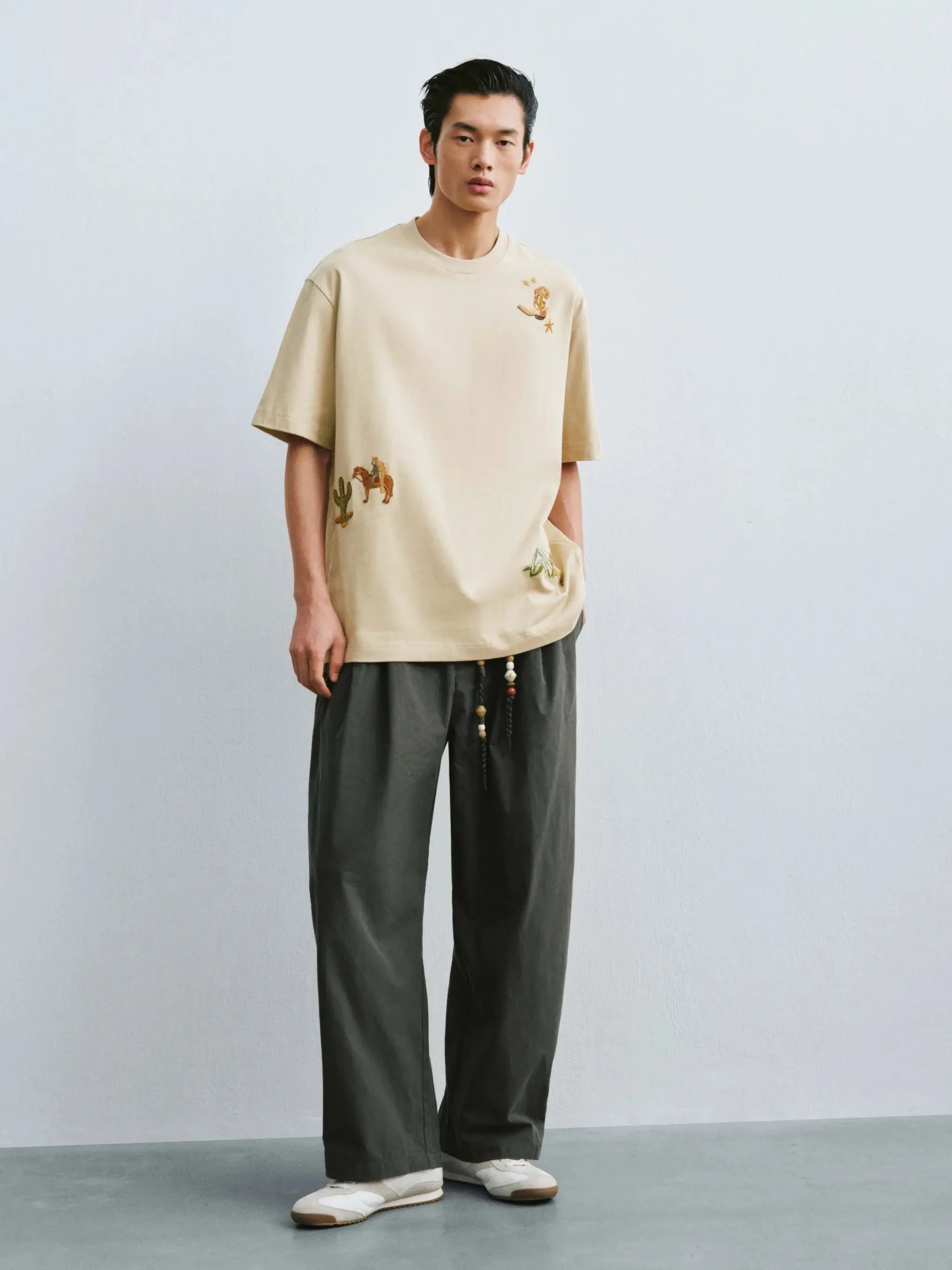 6098-drawstring-contrast-trim-pleated-wide-leg-pants-4.webp Drawstring Contrast Trim Pleated Wide Leg Pants