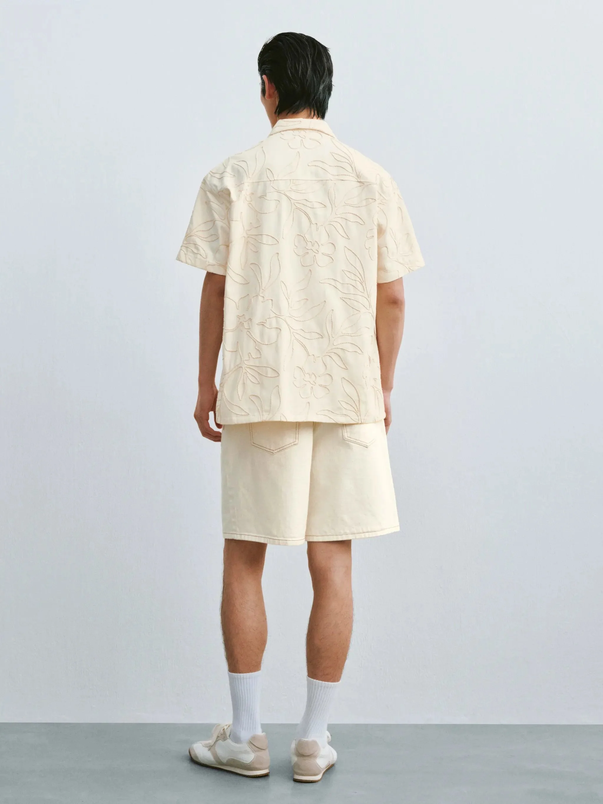 6127-short-sleeve-shirts-6.webp Short Sleeve Shirts