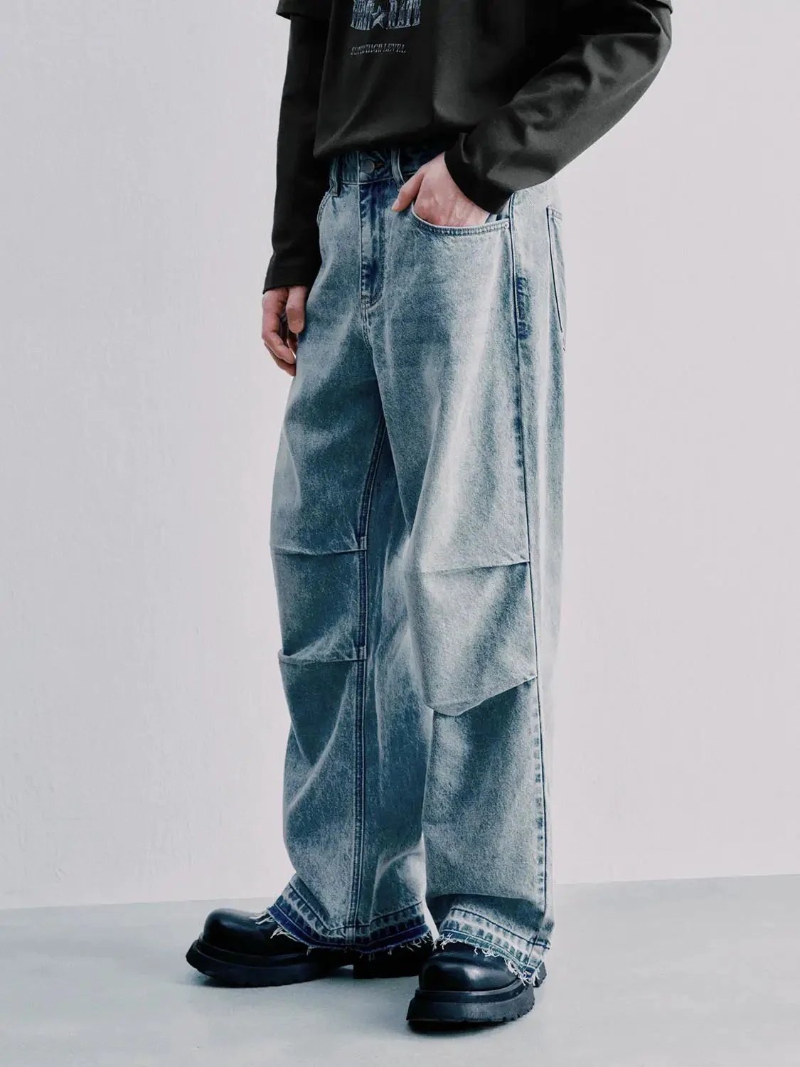 6132-pleated-straight-leg-jeans-3.webp Pleated Straight Leg Jeans
