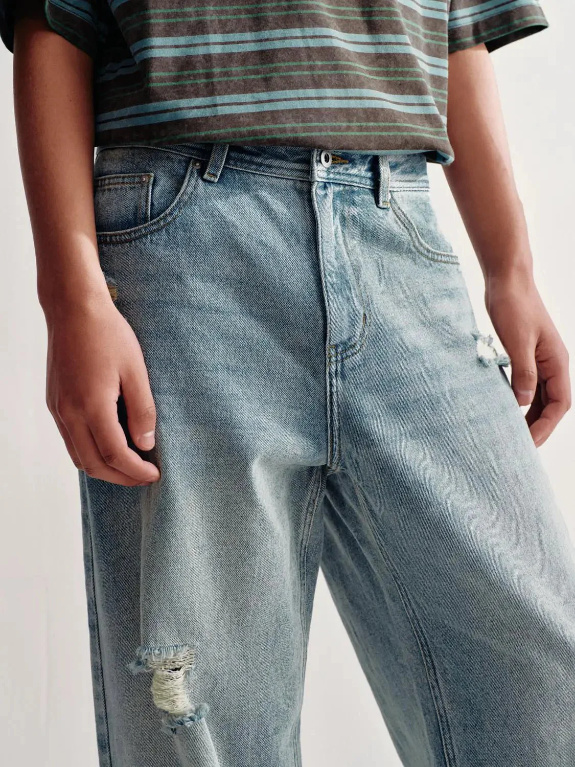Raw Detail Straight Leg Jeans