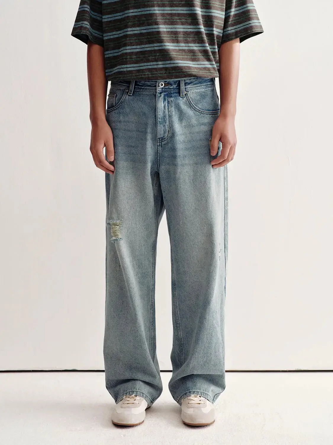 Raw Detail Straight Leg Jeans