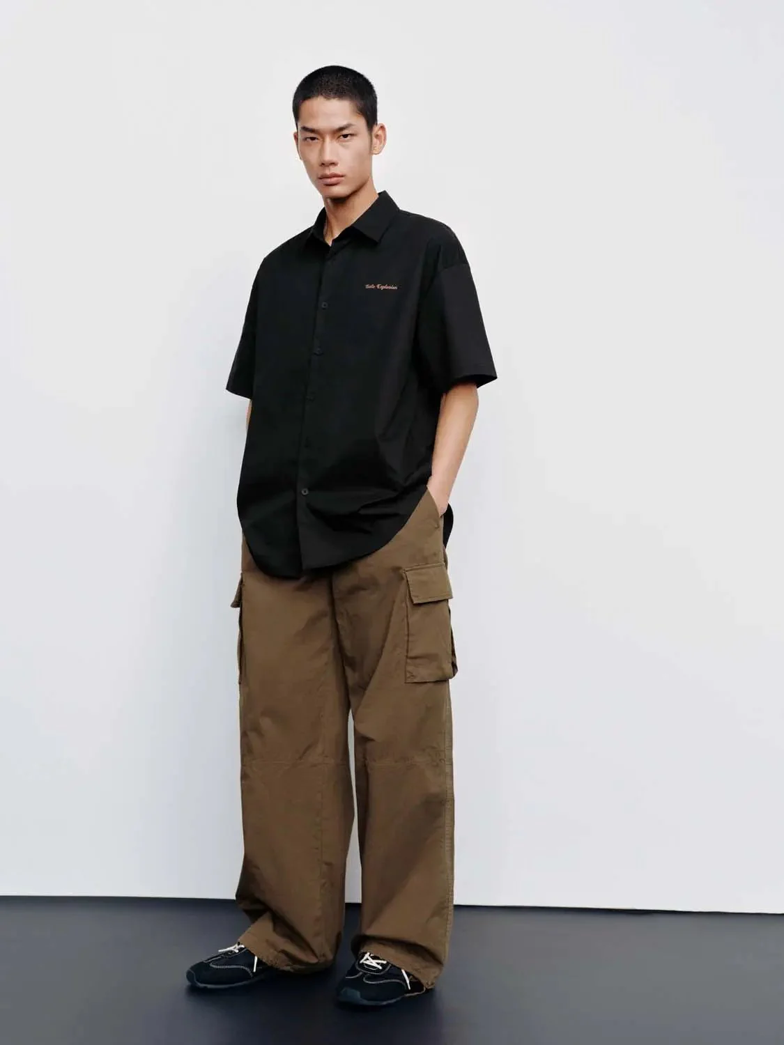 6195-printed-short-sleeve-shirts-20.webp Printed Short Sleeve Shirts