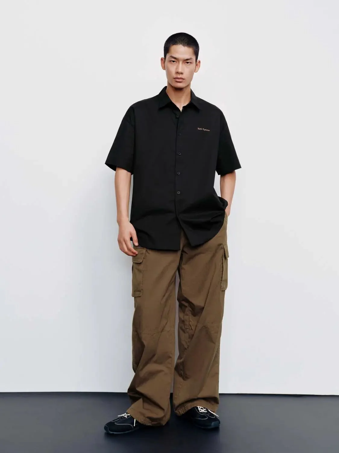 6195-printed-short-sleeve-shirts-21.webp Printed Short Sleeve Shirts