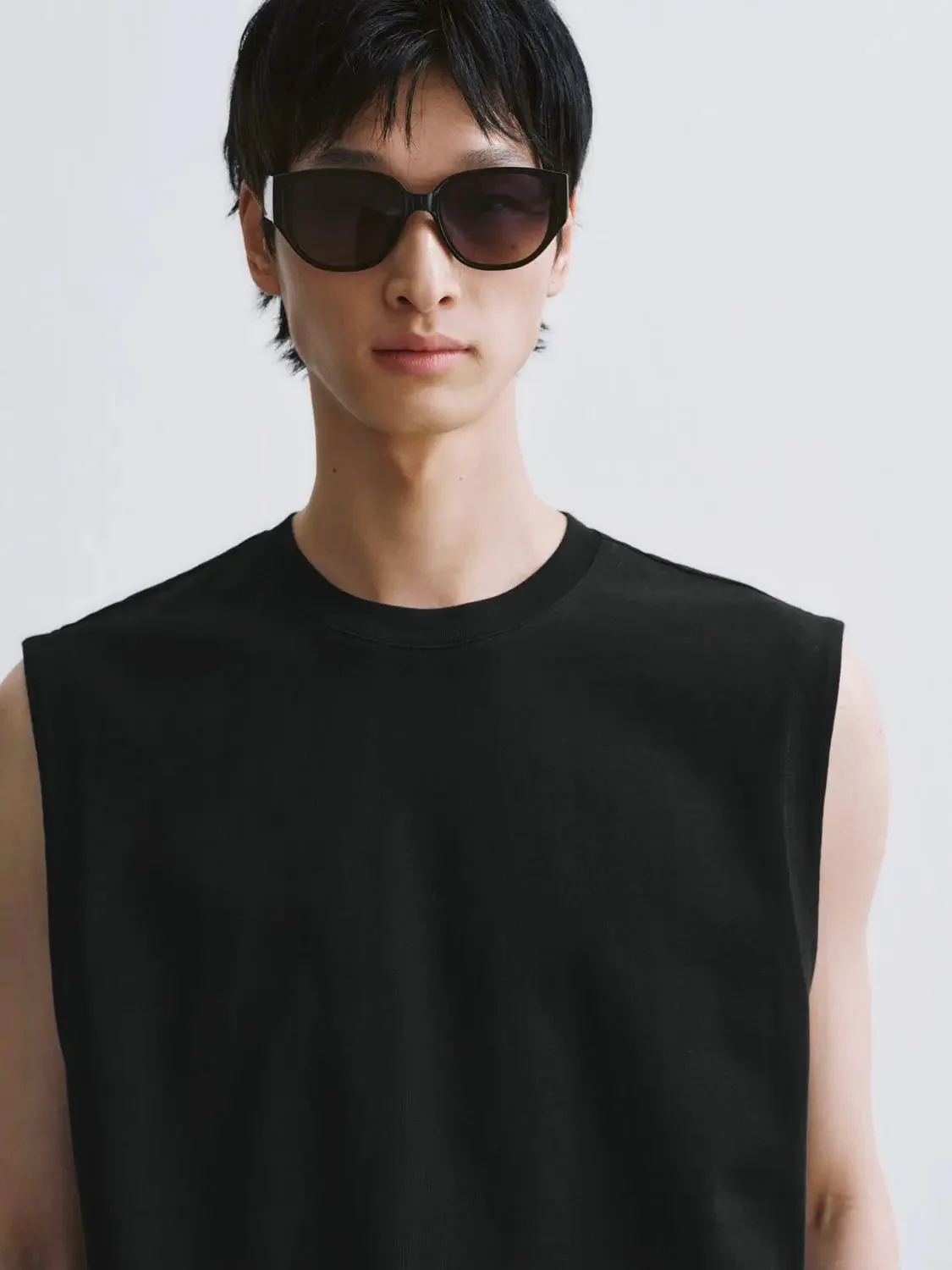 6225-classic-cotton-crew-neck-sleeveless-tank-tops-11.webp Classic Cotton Crew Neck Sleeveless Tank Tops