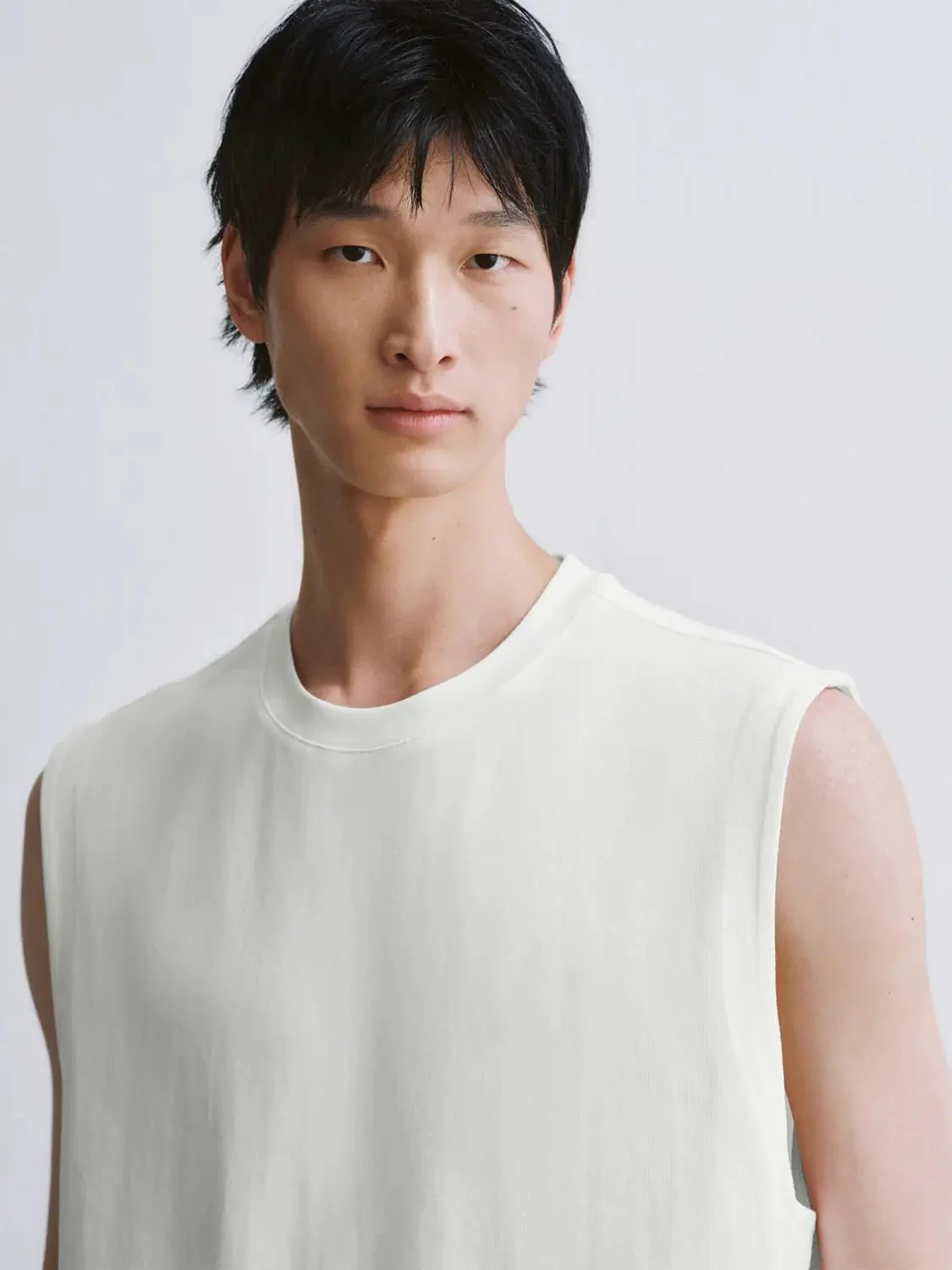 6225-classic-cotton-crew-neck-sleeveless-tank-tops-3.webp Classic Cotton Crew Neck Sleeveless Tank Tops