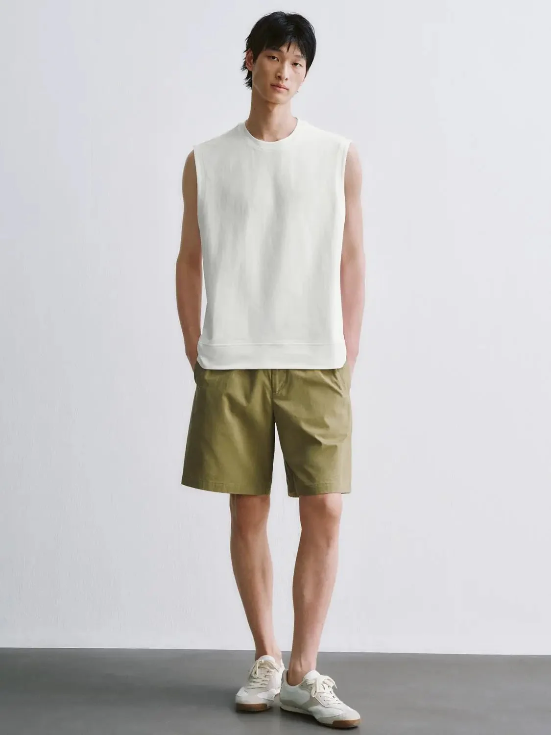 6225-classic-cotton-crew-neck-sleeveless-tank-tops-5.webp Classic Cotton Crew Neck Sleeveless Tank Tops