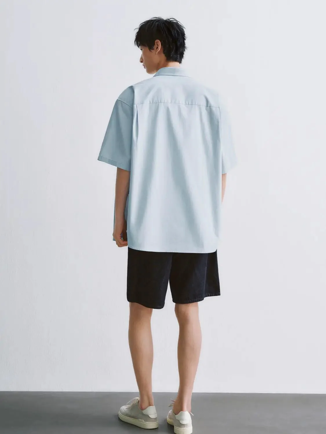 6255-short-sleeve-shirts-5.webp Short Sleeve Shirts