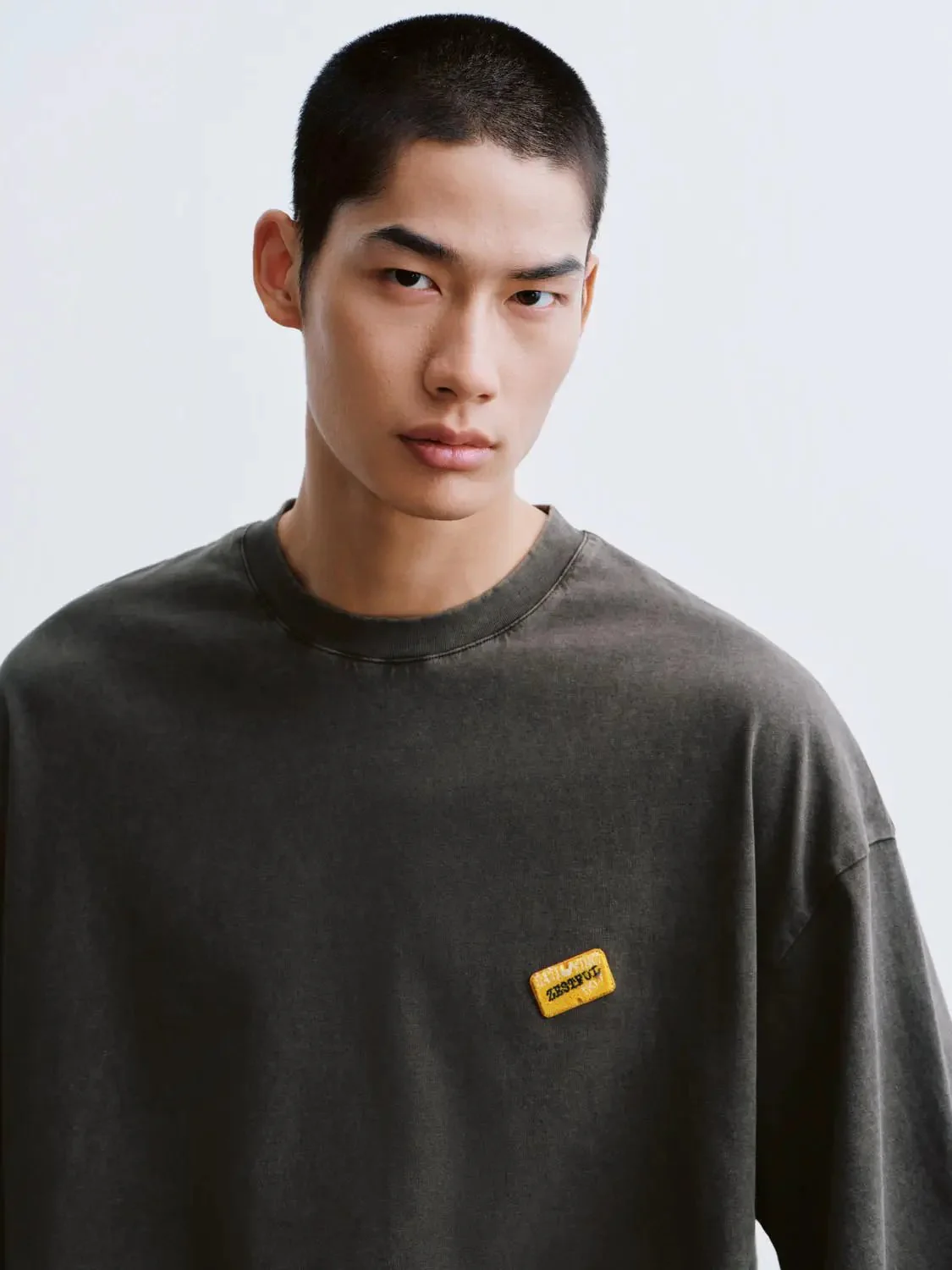 6273-oversized-yellow-patch-crew-neck-t-shirts-3.webp Oversized Yellow Patch Crew Neck T-Shirts