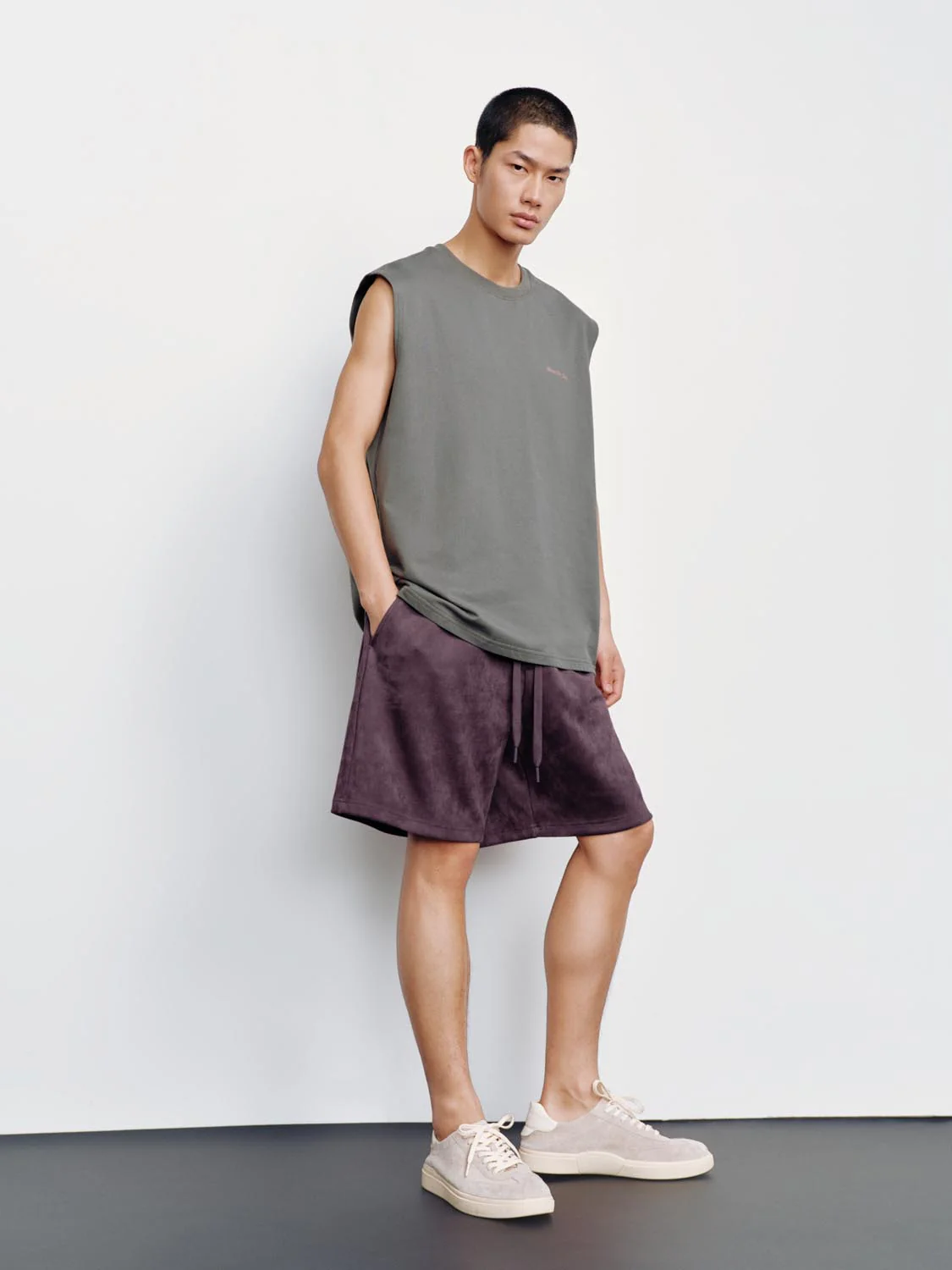 6322-cotton-sleeveless-minimal-text-print-tank-tops-4.webp Cotton Sleeveless Minimal Text Print Tank Tops