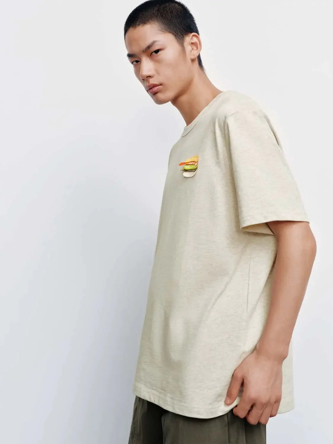 6419-everyday-durable-cotton-burger-patch-t-shirt-18.webp Everyday Durable Cotton Burger Patch T Shirt