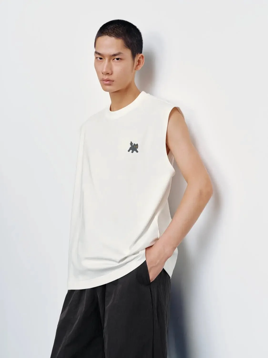 Cotton Black Sleeveless Design With Minimal Logo Tank Tops