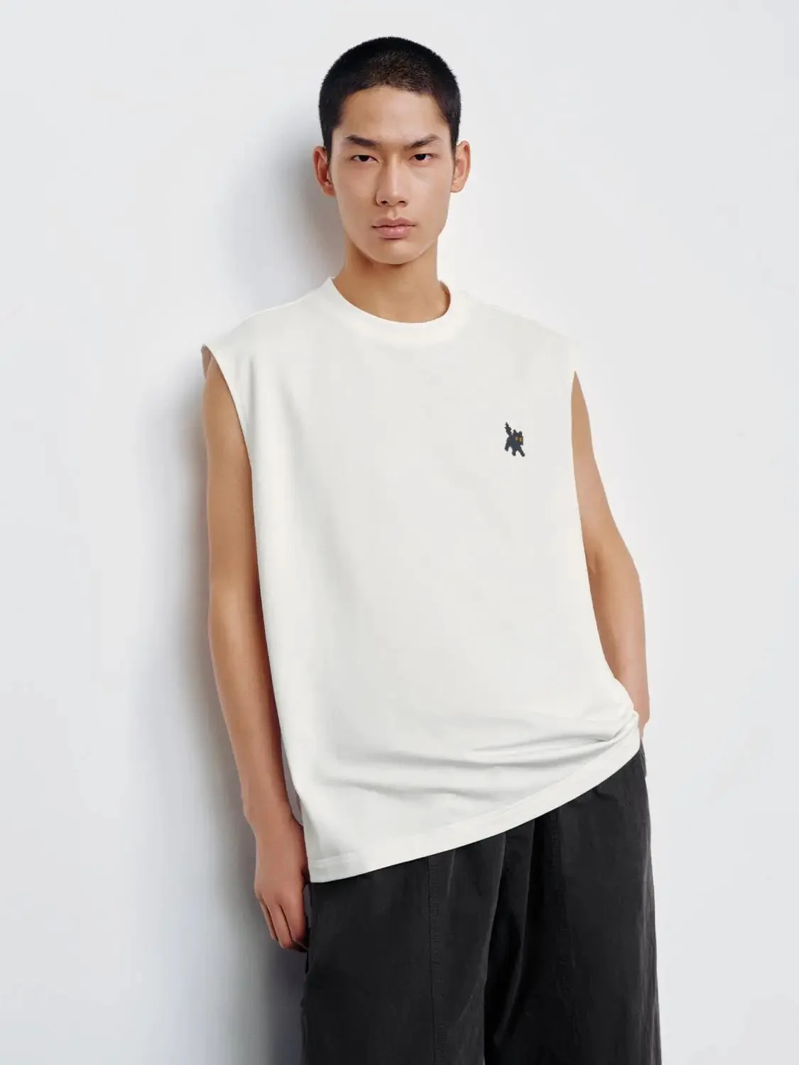 Cotton Black Sleeveless Design With Minimal Logo Tank Tops
