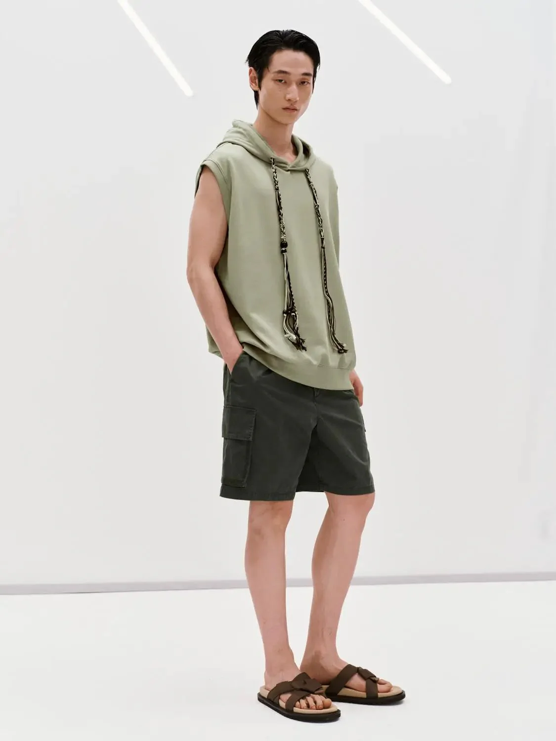 6514-medium-stretch-cotton-blend-sleeveless-hoodie-tank-tops-5.webp Medium Stretch Cotton Blend Sleeveless Hoodie Tank Tops