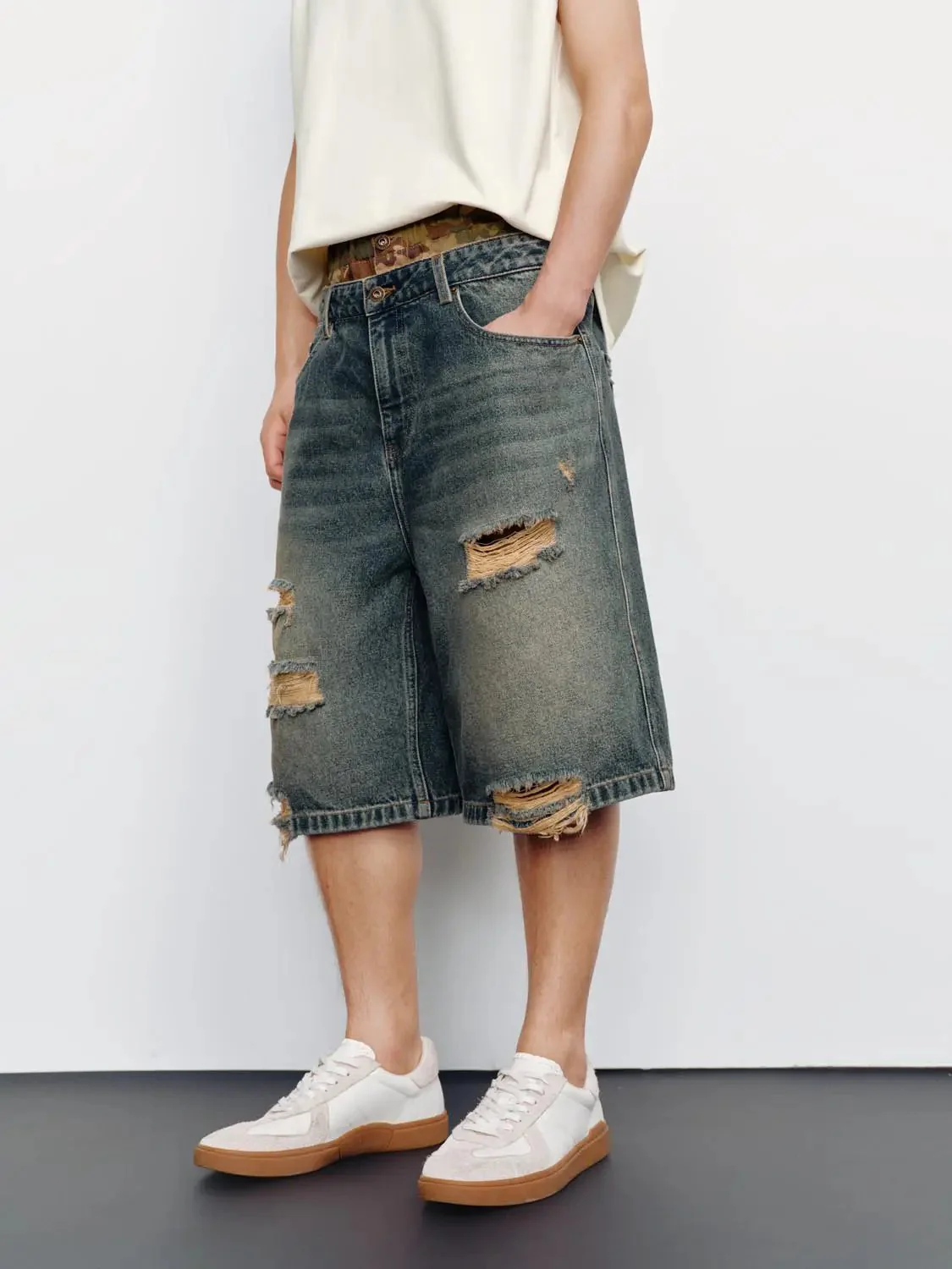 Raw Detail Ripped Panels Denim Shorts