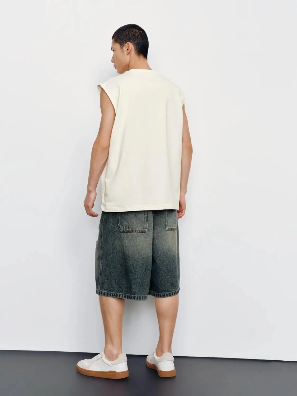 Raw Detail Ripped Panels Denim Shorts