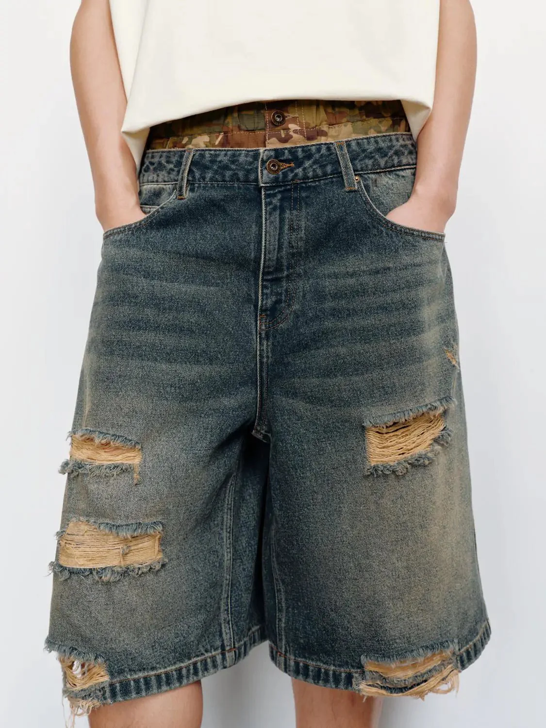 Raw Detail Ripped Panels Denim Shorts