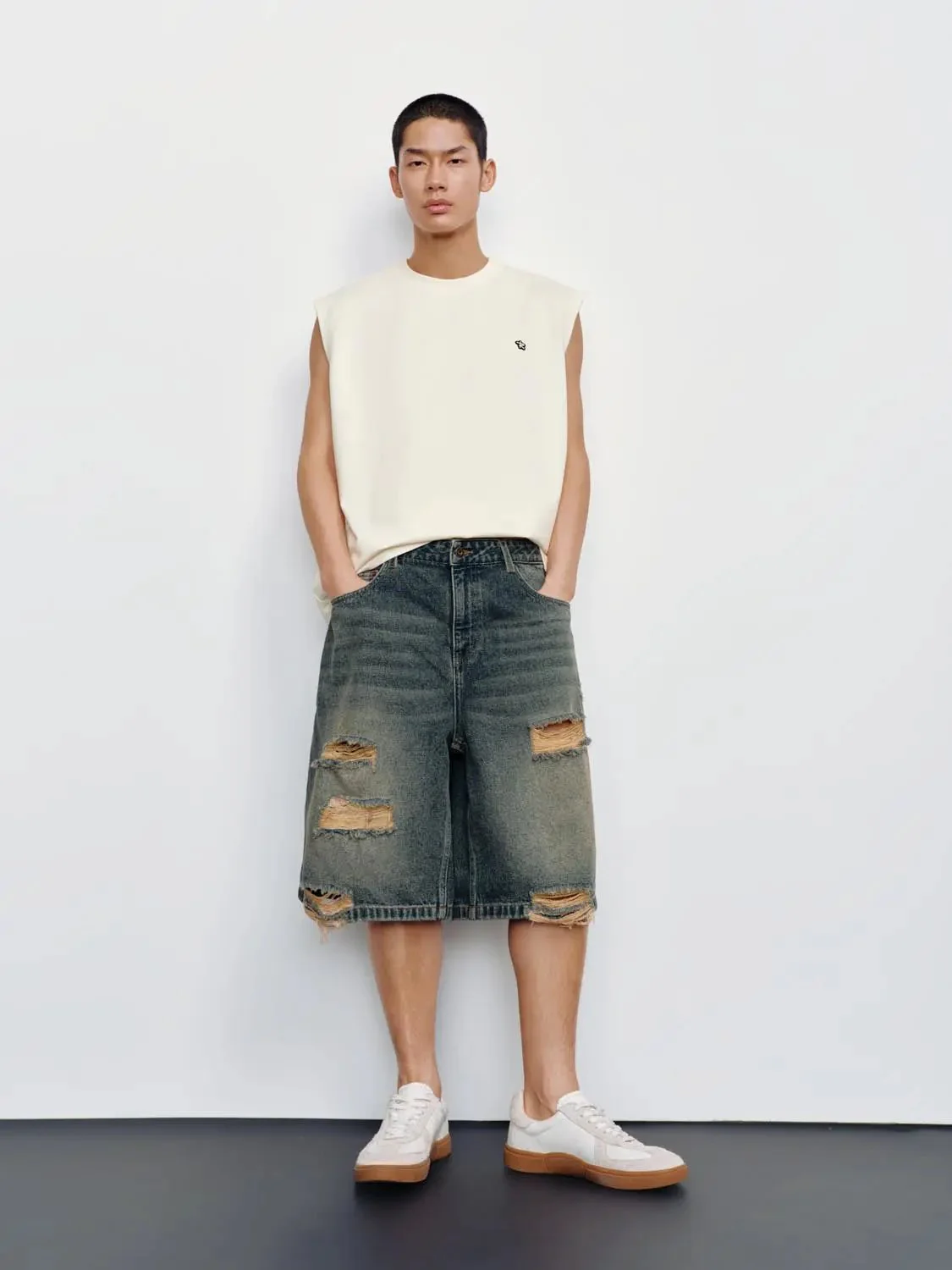Raw Detail Ripped Panels Denim Shorts