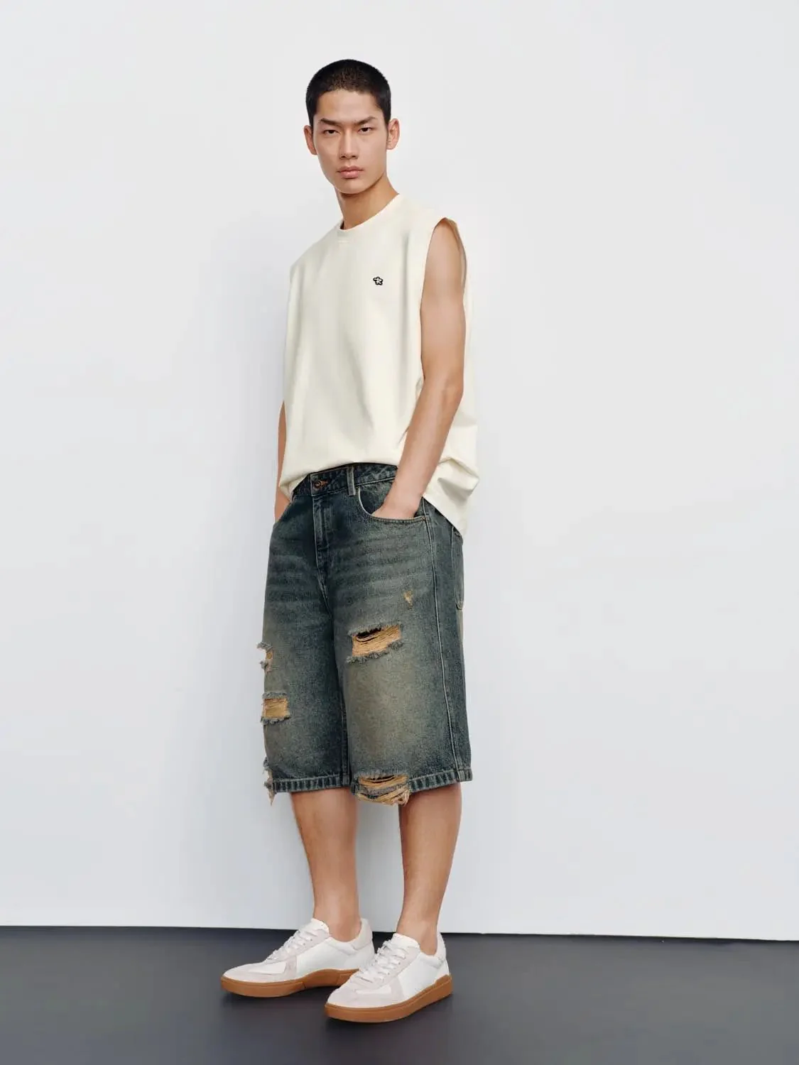 Raw Detail Ripped Panels Denim Shorts
