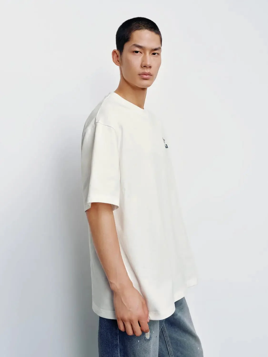 6619-oversized-crew-neck-t-shirts-2.webp Oversized Crew Neck T-Shirts