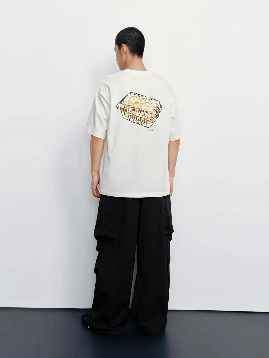 6642-printed-crew-neck-loose-fit-t-shirts-14.webp Printed Crew Neck Loose-Fit T-Shirts