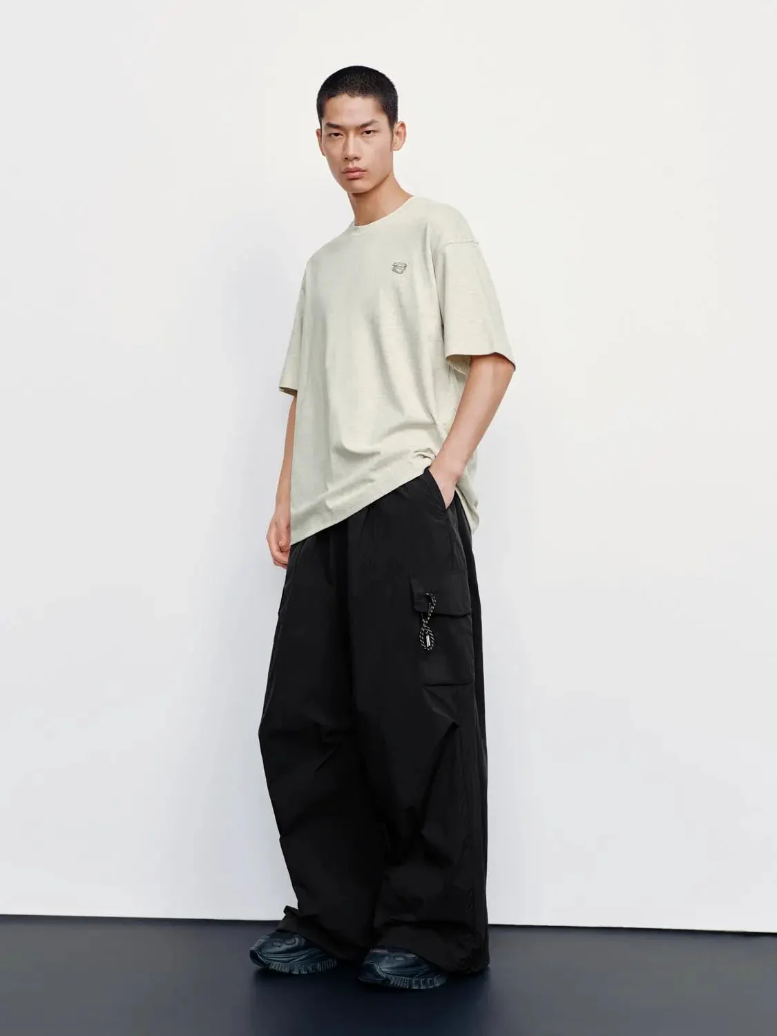 6642-printed-crew-neck-loose-fit-t-shirts-4.webp Printed Crew Neck Loose-Fit T-Shirts