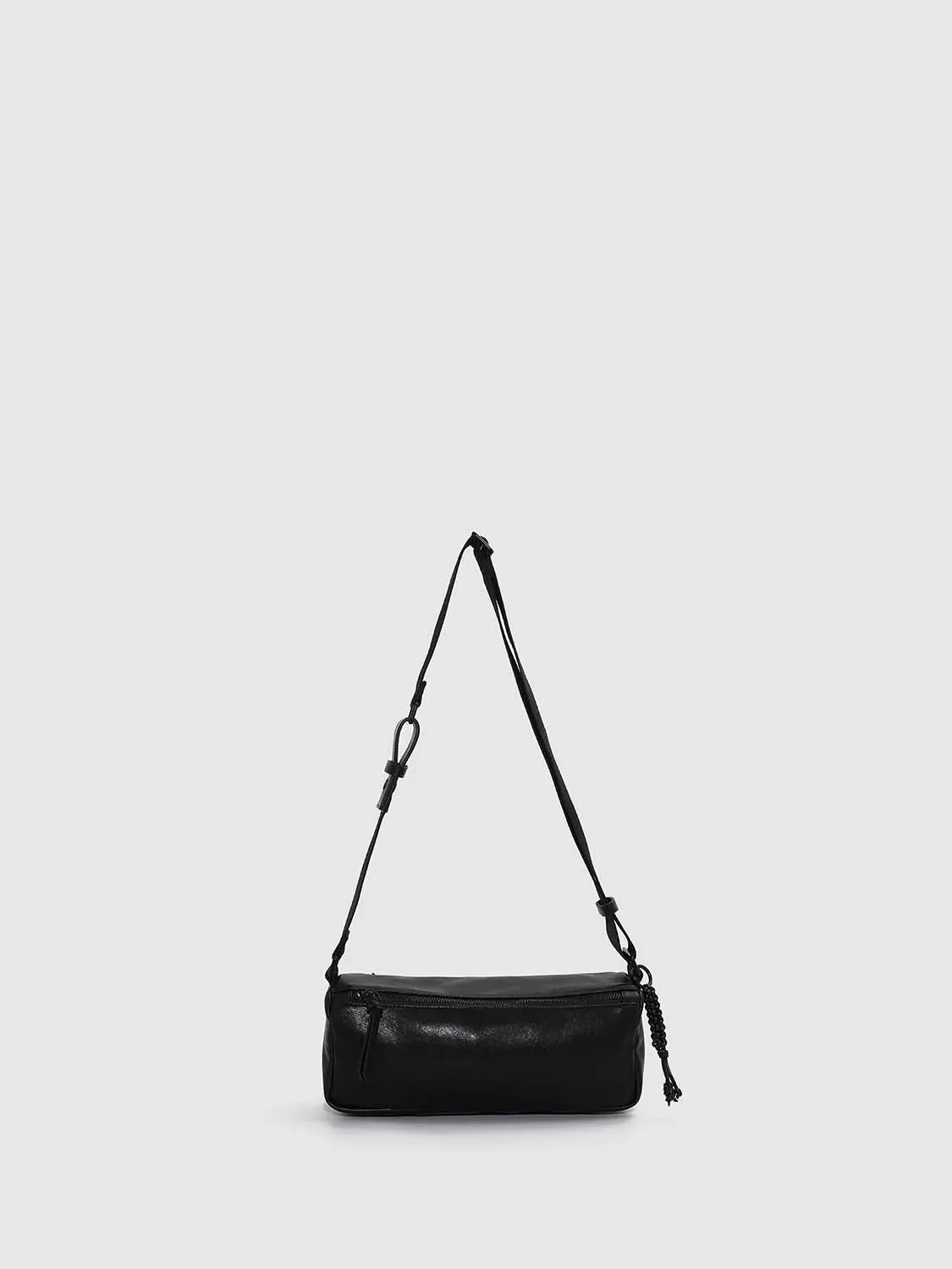 6659-minimalist-textile-lined-faux-leather-crossbody-bags-3.webp Minimalist Textile Lined Faux Leather Crossbody Bags