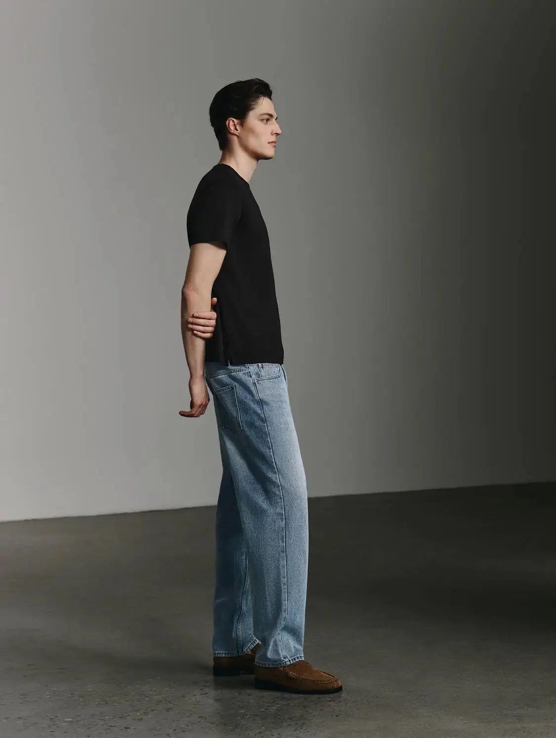 6660-cotton-linen-blend-pocket-t-shirts-with-subtle-stretch-5.webp Cotton Linen Blend Pocket T-Shirts With Subtle Stretch