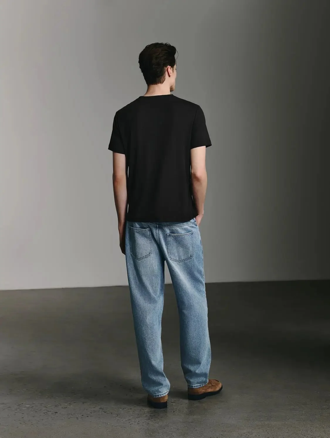 6660-cotton-linen-blend-pocket-t-shirts-with-subtle-stretch-6.webp Cotton Linen Blend Pocket T-Shirts With Subtle Stretch